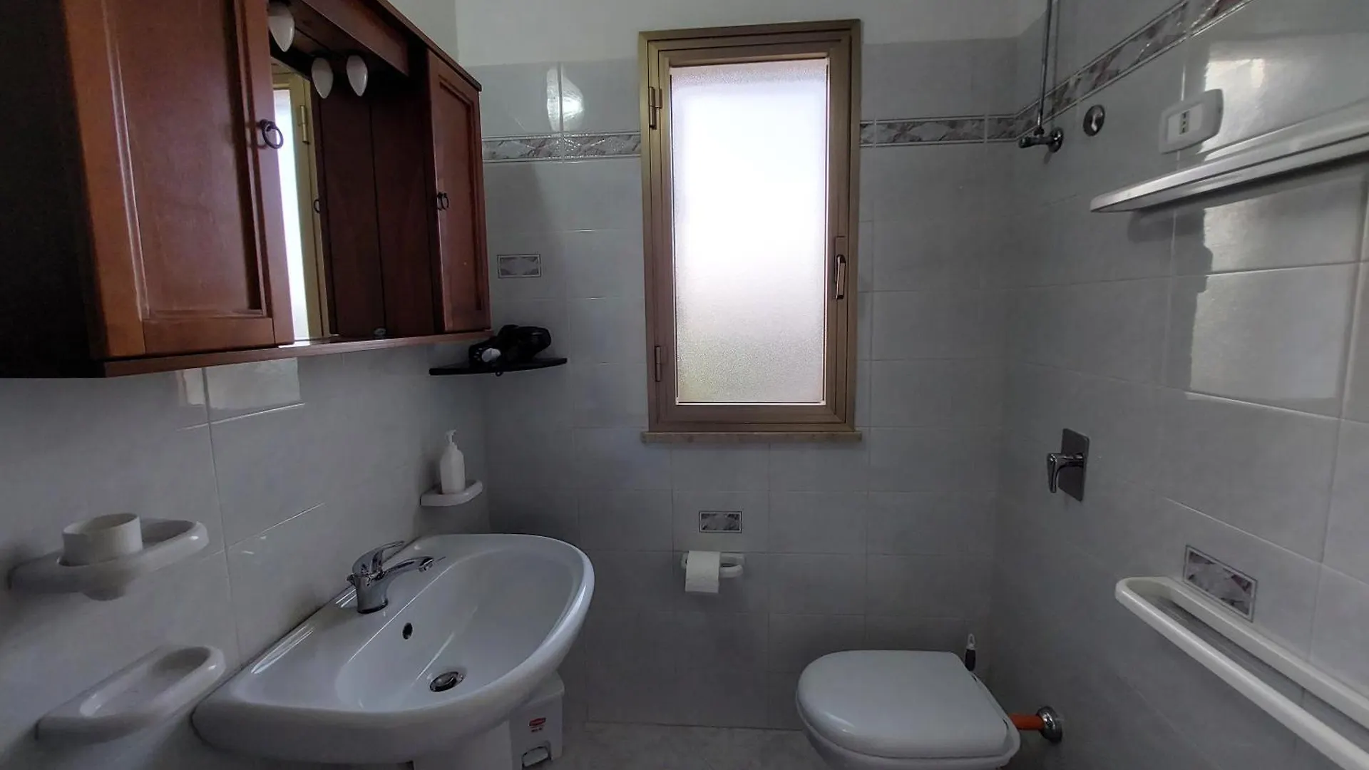 Residence Punta Sottile Lampedusa 150 Mt Dalla Spiaggia Cala Francese