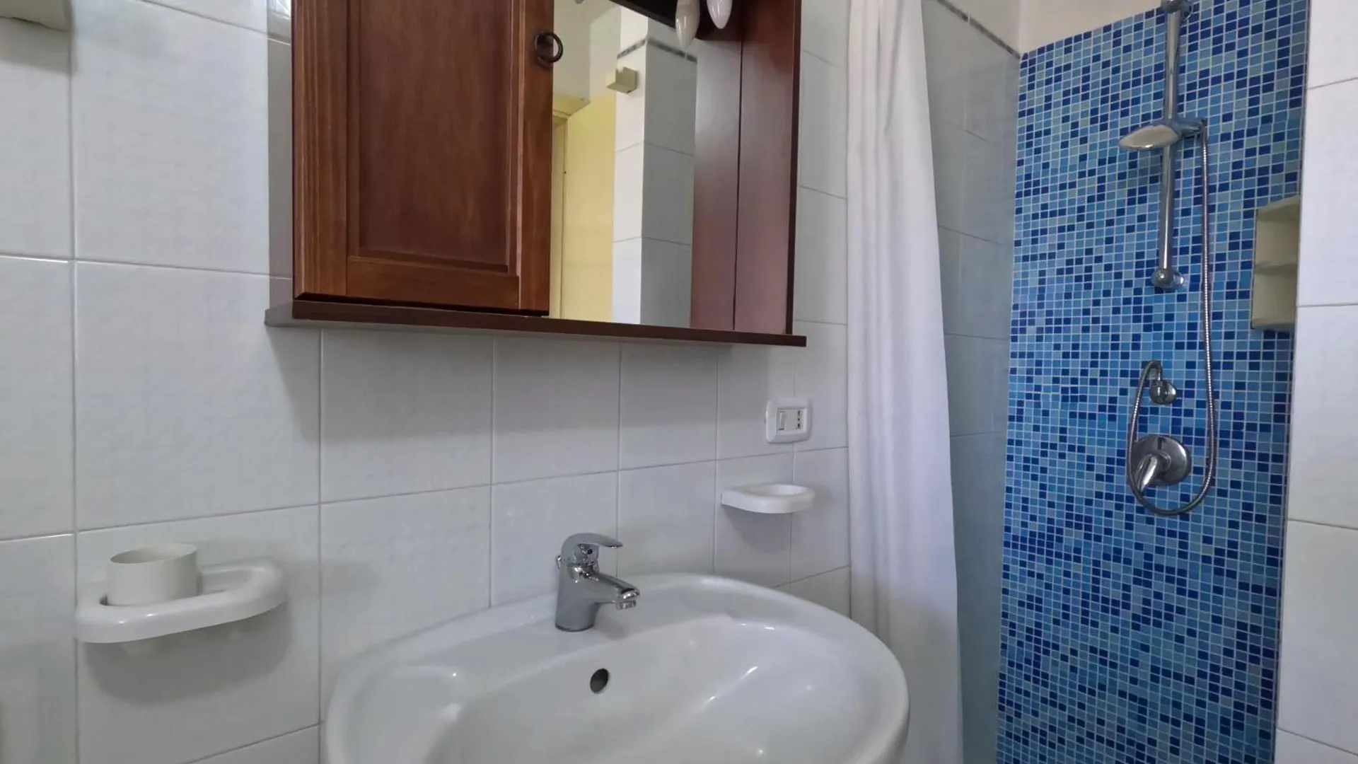 Aparthotel Residence Punta Sottile Lampedusa 150 Mt Dalla Spiaggia Cala Francese Italy